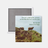 Schapen grazen op een Mountain Desiderata Magnet (Voorkant / Achterkant)