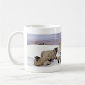 Schapen in de winter koffiemok (Links)