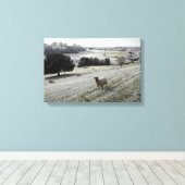 Schapen in een bevroren vallei canvas afdruk (Insitu (Houten vloer))