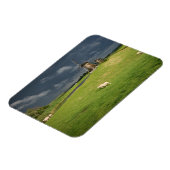 Schapen met windmolens onder donkere wolken magneet (Linkerzijde)