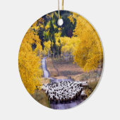 Schapen op Country Road Keramisch Ornament (Links)