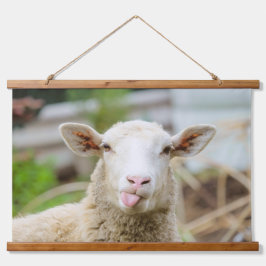 Schapentong show hangend wandkleed