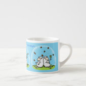 Schapenvrienden en vlinders cartoon espresso kop (Rechts)