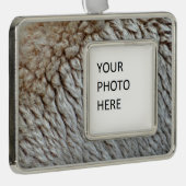 Schapenwol Abstracte Natuur Foto Verzilverd Omlijst Ornament (Rechts)