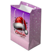 Scharlakenrode kerstman hoed gloed medium cadeauzakje (Voorkant Gekanteld)