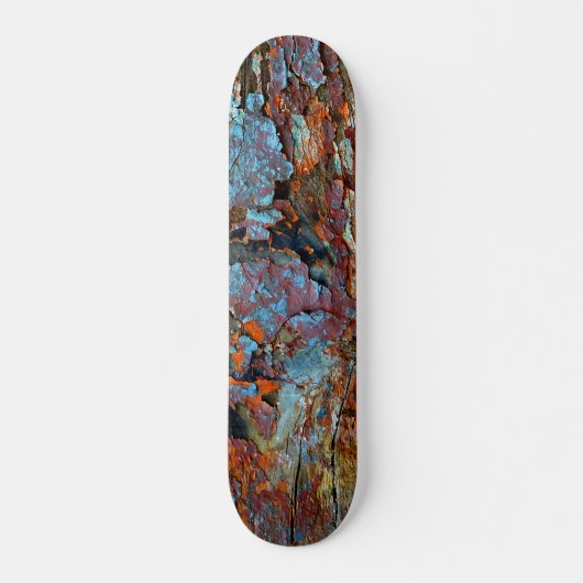 Schatkistplaat van hout in de kraak. skateboard (Voorkant)