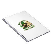 Schatruikende Pug St.Patrick's Day Notitieboek (Rechterzijde)