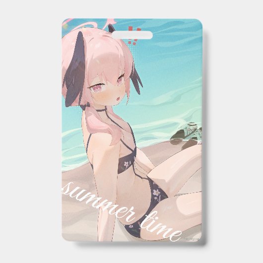 Schattig anime meisje dat van de zomer op het stra badge (Voorzijde)