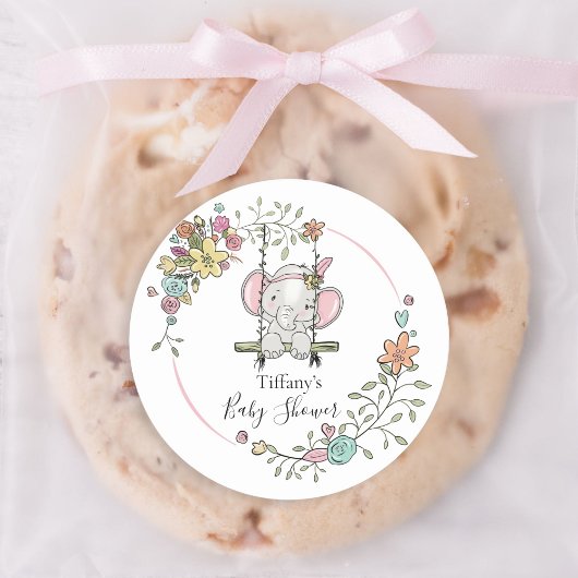 Schattig Baby showers label met bloemenolifant