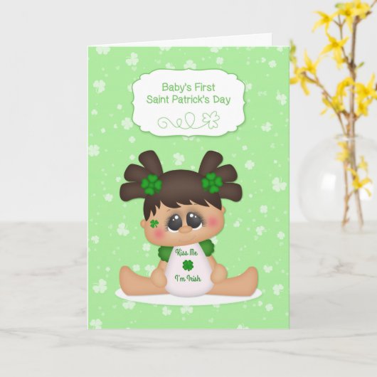 Schattig Babymeisje, Baby's 1e St. Patrick's Dag Kaart (Gele Bloem)