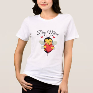 Schattig Bee Holding Heart Valentijnsdag T-shirt