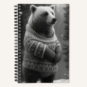 Schattig Beer met een Cozy Sweater Notitieboek (Voorkant)