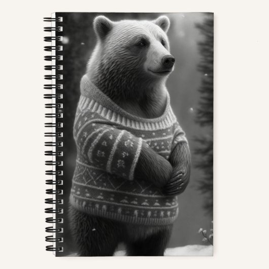 Schattig Beer met een Cozy Sweater Notitieboek (Voorkant)