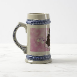 Schattig brunette meisjesnaam van de Heilige Commu Bierpul