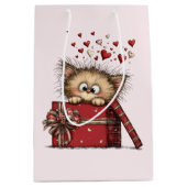 Schattig Cartoon Kitten met Hartjes Medium Cadeauzakje (Voorkant)