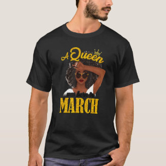 Schattig Een Koningin werd geboren in maart Geweld T-shirt