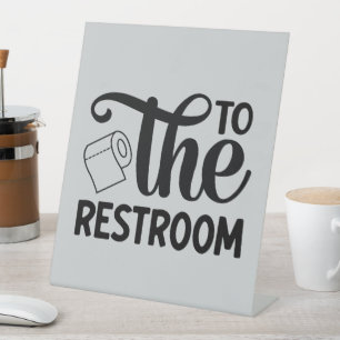Schattig Elegeant Naar Het Toilet Reclamebord Met Voetstuk