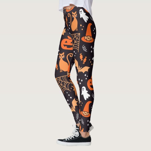 Schattig geïllustreerde halloween tekens op zwart  leggings (Links)