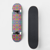 Schattig gekleurd neon sporenontwerp persoonlijk skateboard (Voorkant)