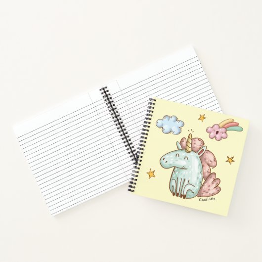 Schattig Gelukkig Eenhoorn met Naam van Kind Notitieboek (Binnen)