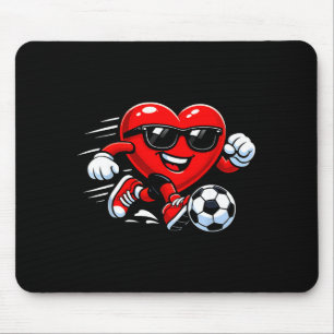 Schattig hart speelt voetbal Valentijnsdag voetbal Muismat