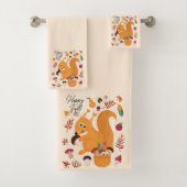 Schattig herfsteekhoorn met aangepaste tekst bad handdoek (Insitu)