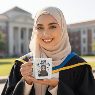 Schattig Hijab Afstudeer Meisje Is Net Afgestudeer Koffiemok