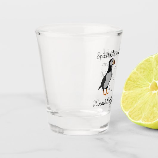 Schattig Horned Puffin Standing Cartoon Shot Glass Shot Glas (Links)