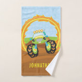 Schattig Jongen Groen Monster Truck Gepersonalisee Bad Handdoek (Handdoek)