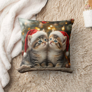 Schattig kerstkatje met kerstmutsjes  kussen