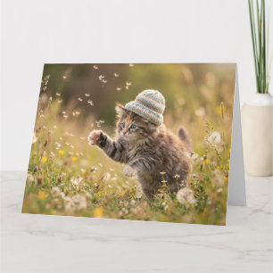 Schattig Kitten met een Hoed die Speelt met Paarde Kaart