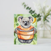 Schattig Koala Beer koken een diner, Postcrossing Briefkaart (Staand voorkant)