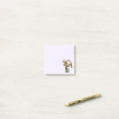 Schattig Konijn met een Tulp Post-it® Notes (Op bureau)