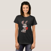 Schattig konijn met rood hart t-shirt (Voorkant volledig)