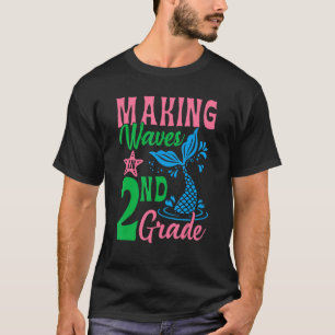 Schattig maken golf in 2e klas zeemeermin terug na t-shirt