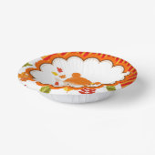 Schattig meisje met handschilderingen papieren kommen (Gebogen)