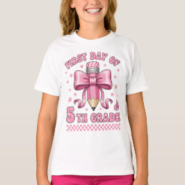 Schattig meisje van de 5e klas roze strik groovy p t-shirt