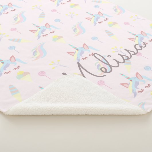 schattig monogram unicorn emoji pastel sherpa deken (3/4)
