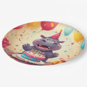 Schattig nijlpaard viert verjaardag met taart papieren bordje (Gekanteld)