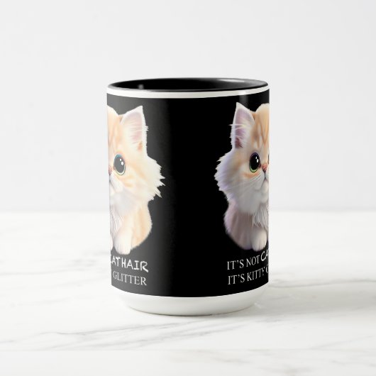 Schattig pluizig sinaasappel en witte kitten cat mok (Midden)