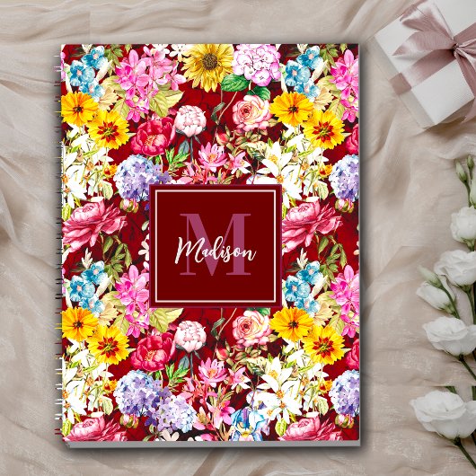 Schattig rood geel elegant Floral monogram Notitieboek