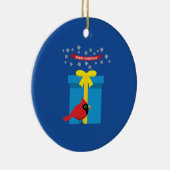 Schattig rood kardinaal met blauw cadeau keramisch ornament (Rechts)