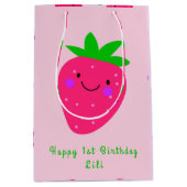Schattig roze aardbeien 1e verjaardag baby meisje medium cadeauzakje (Voorkant)