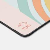 Schattig roze Boho regenboog Initialen Bureaumat (Hoek)