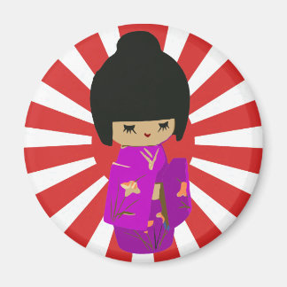 Schattig Roze Kokeshi Doll op rijzende zon Magneet