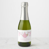 Schattig roze meisje Baby shower mini Sparkling Wijnetiket (Voorkant)