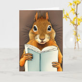 Schattig Schets Waterverf Eekhoorn Lezen van een b Kaart (Gele Bloem)