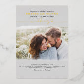Schattig Script Elegante Foto-overlay Grijs Bruilo Folie Uitnodiging (Voorkant)