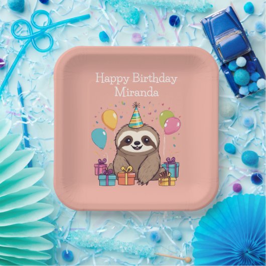 Schattig Sloth Happy Birthday gepersonaliseerd roz Papieren Bordje (Feest)