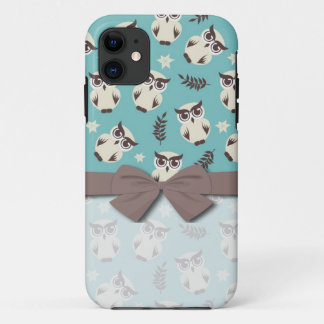 schattig sneeuwwit uilpatroon iPhone 11 hoesje